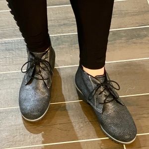 Wolky Black Leather Ankle Boots